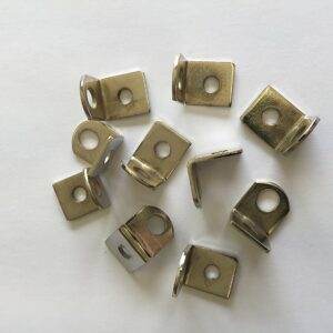 PACK OF 10 ANGLED BRACKETS